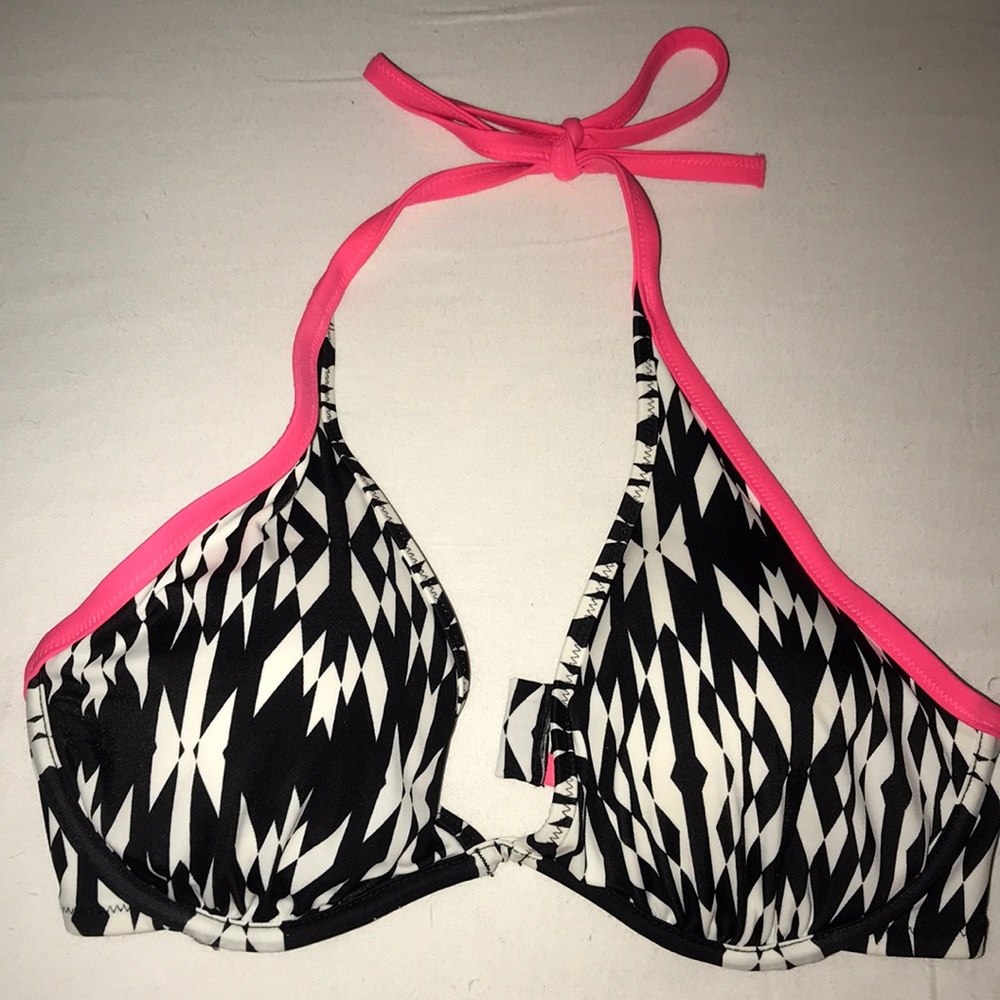 Victoria’s Secret Swimsuit (TOP ONLY)